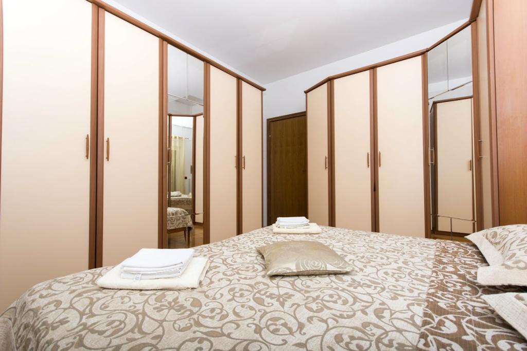 Apartments Meri Seget Vranjica Dış mekan fotoğraf