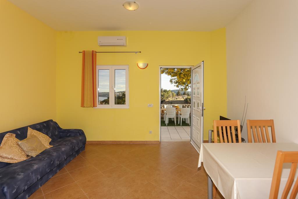 Apartments Meri Seget Vranjica Dış mekan fotoğraf