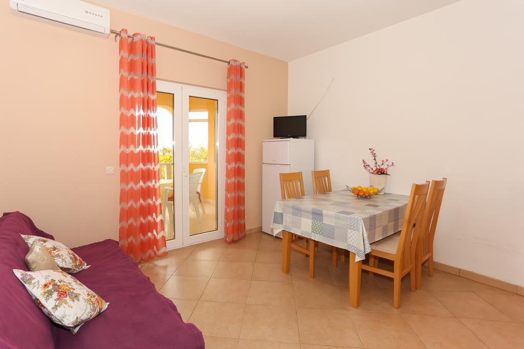 Apartments Meri Seget Vranjica Dış mekan fotoğraf