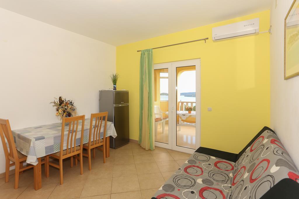 Apartments Meri Seget Vranjica Dış mekan fotoğraf